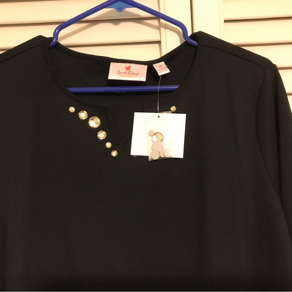 Quacker Factory Rhinestone Top - Picture 4 of 5